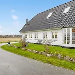 Holiday home Yorik - 1-6km From The Sea By Interhome Broager